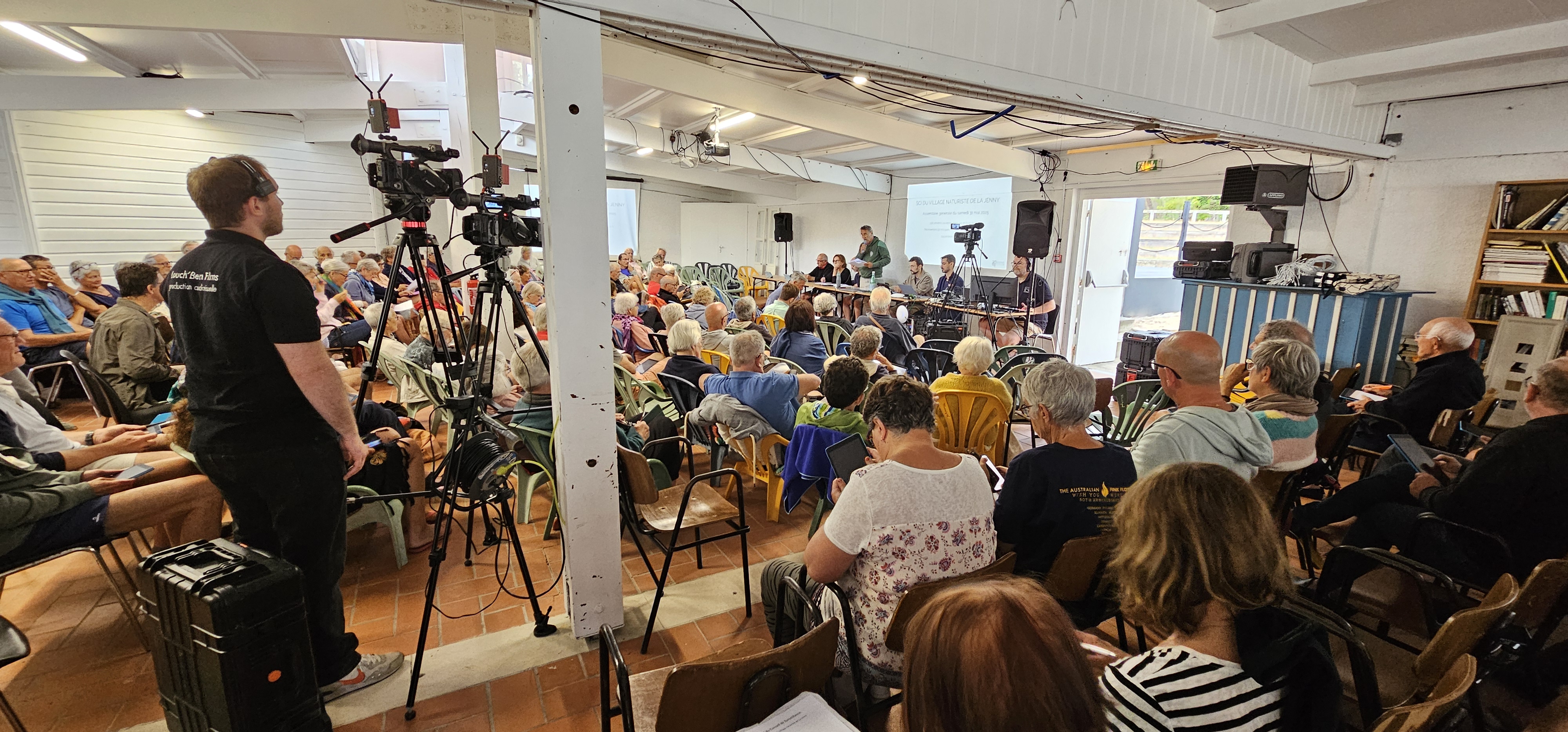 Retour sur une assembl&eacute;e g&eacute;n&eacute;rale en pr&eacute;sentiel et visioconf&eacute;rence